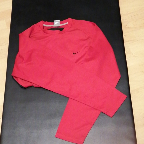 Nike long shirts - Picture 3 of 3